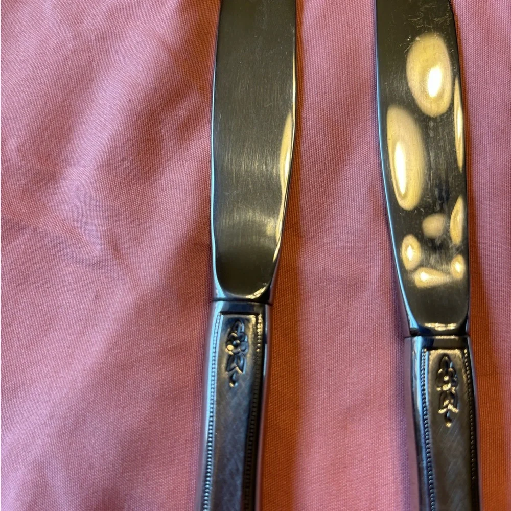 Oneida Morning Blosso Floral-Handled Stainless Steel Dinner Knives - Set of 4